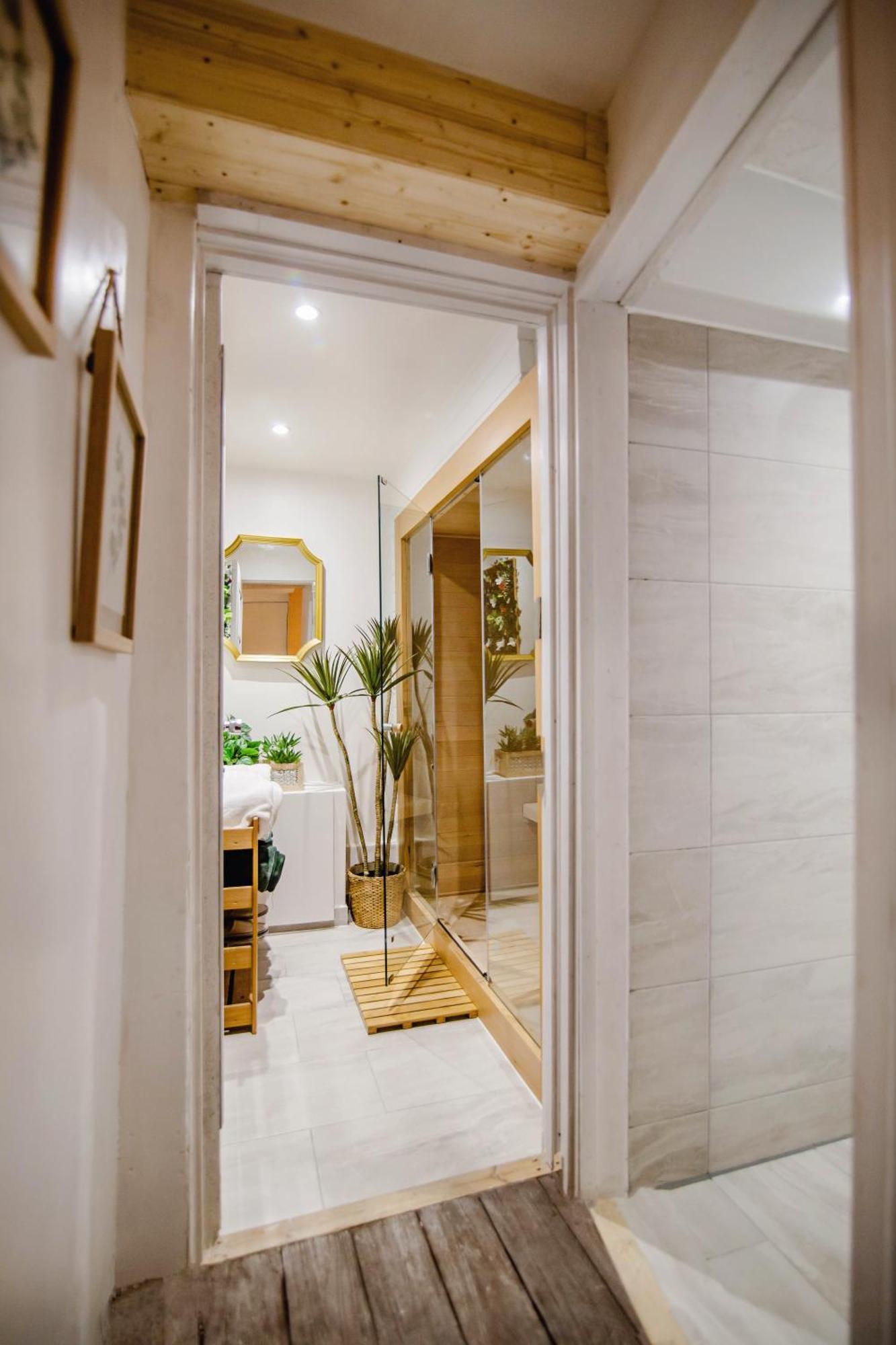 Modern Central Luxury Home With Hot Tub Sauna 11Ppl Sheffield Bagian luar foto