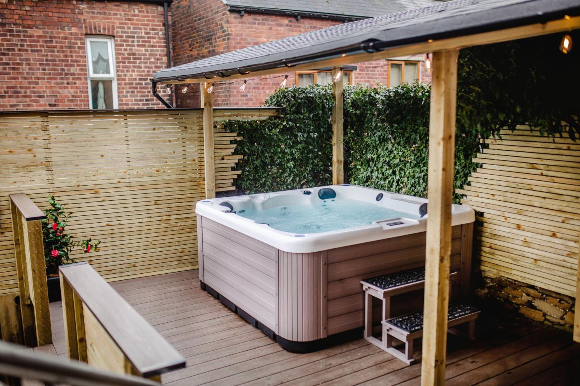 Modern Central Luxury Home With Hot Tub Sauna 11Ppl Sheffield Bagian luar foto