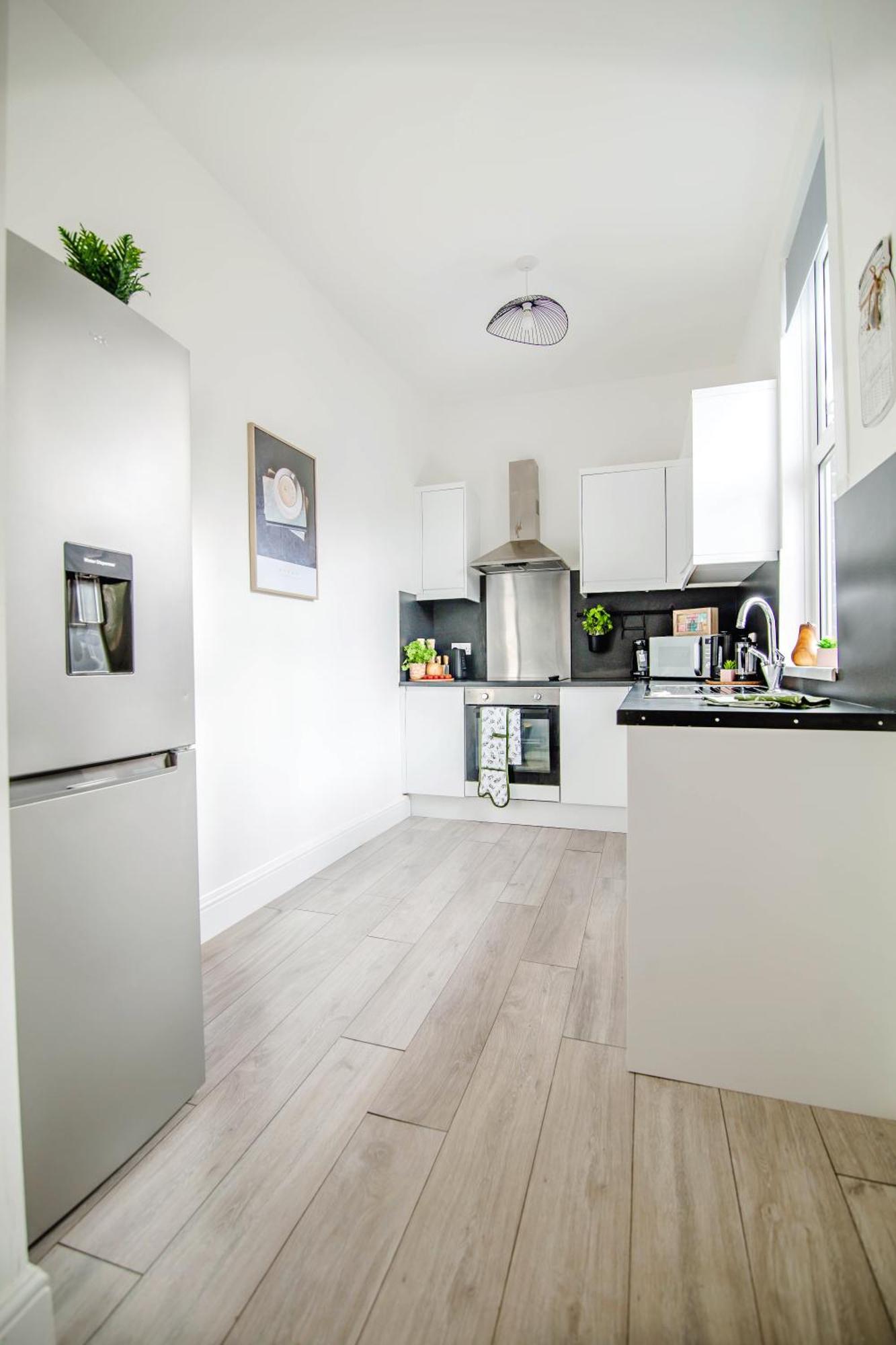 Modern Central Luxury Home With Hot Tub Sauna 11Ppl Sheffield Bagian luar foto